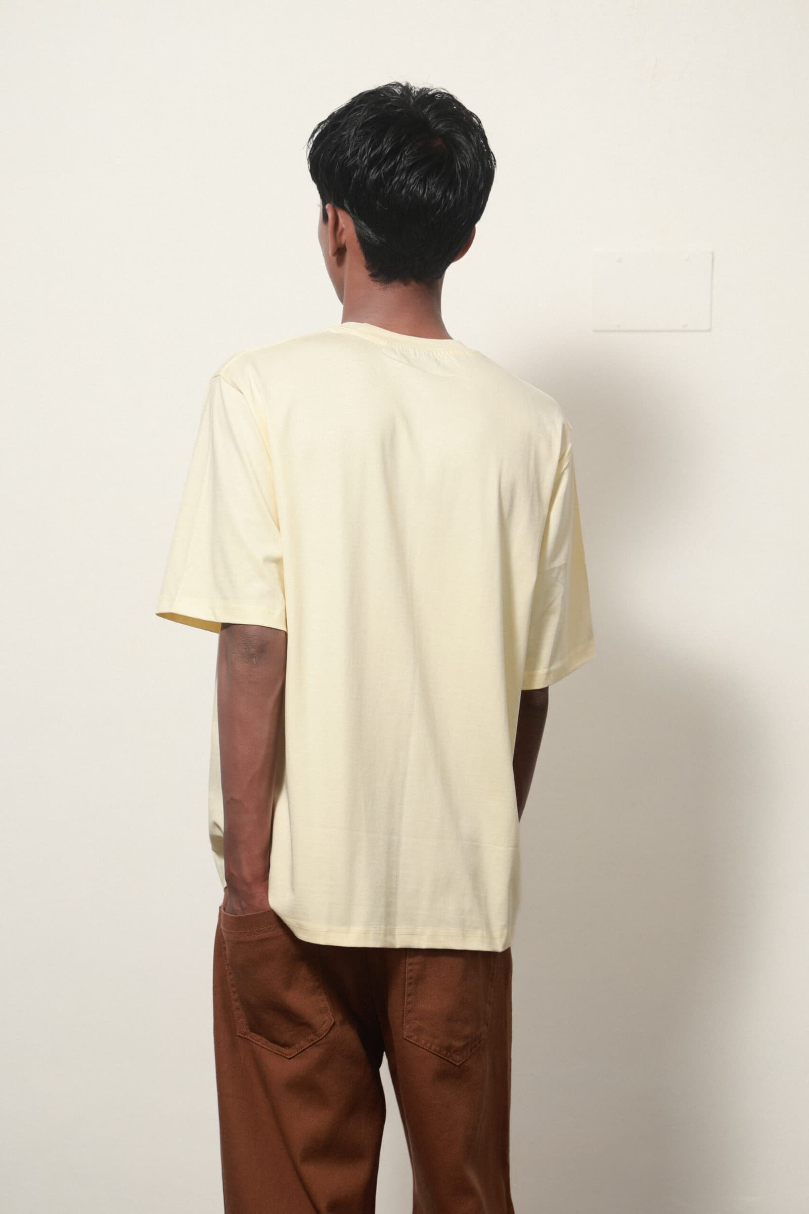 RELAXED FIT CONTRAST PRINT T SHIRT 3